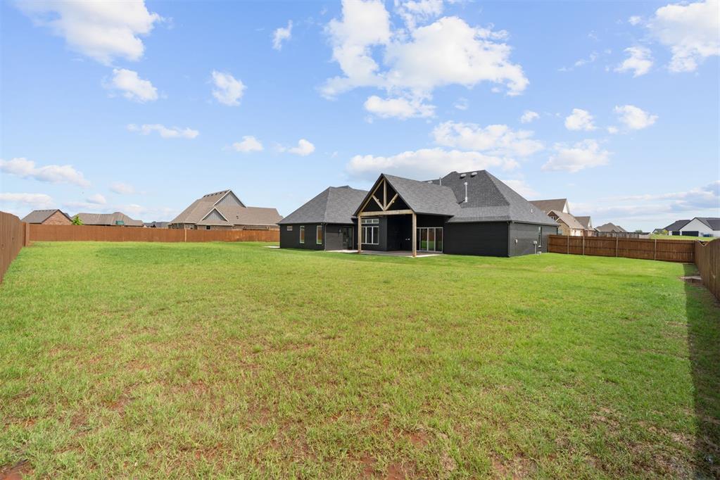 1233 Collis Court Property Photo 38