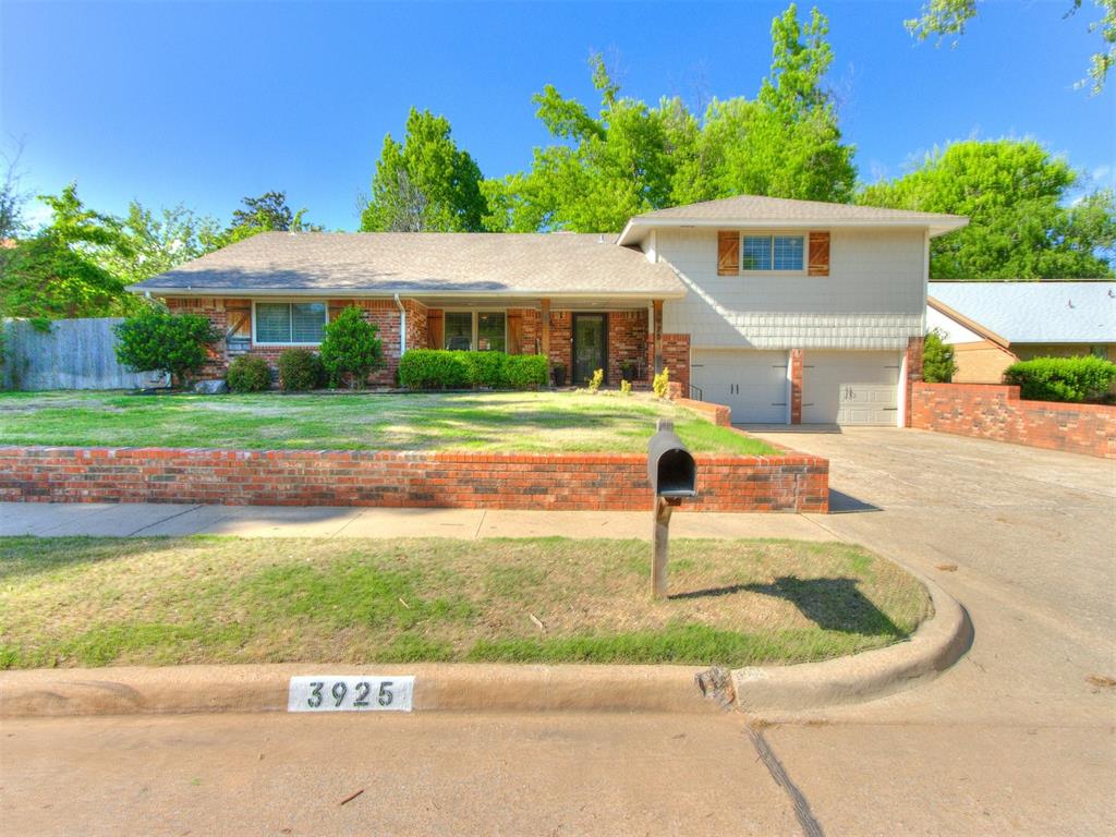 3925 Briarcrest Drive Property Photo 1