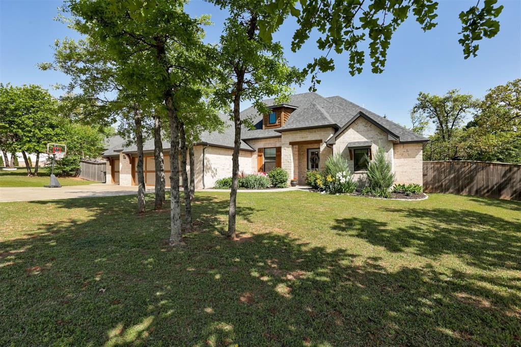 8350 Red Feather Property Photo 3