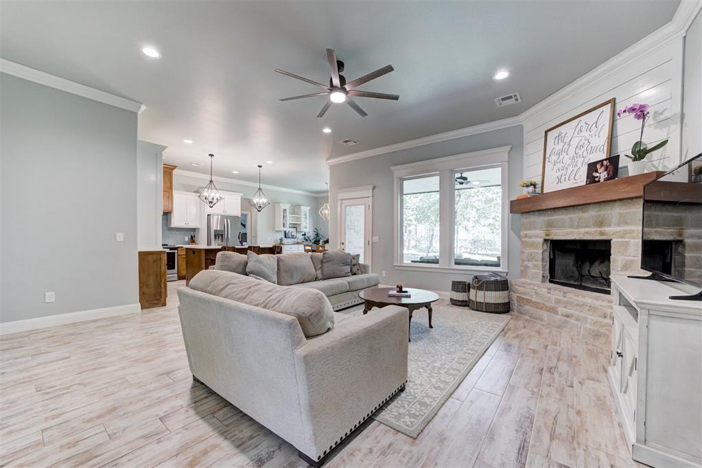 8350 Red Feather Property Photo 6