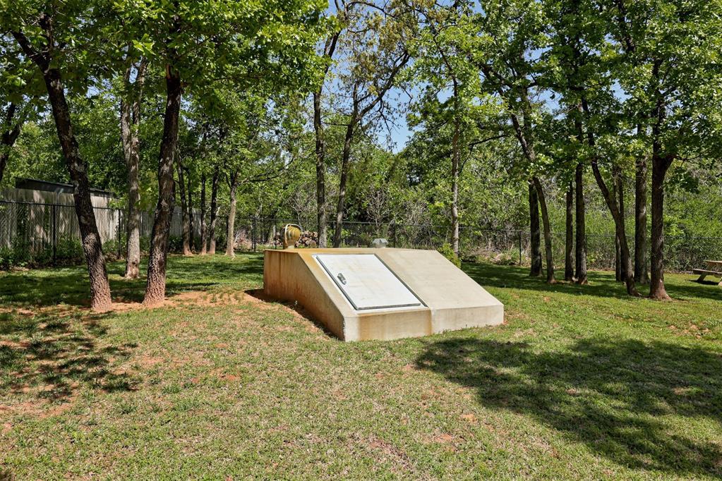 8350 Red Feather Property Photo 49