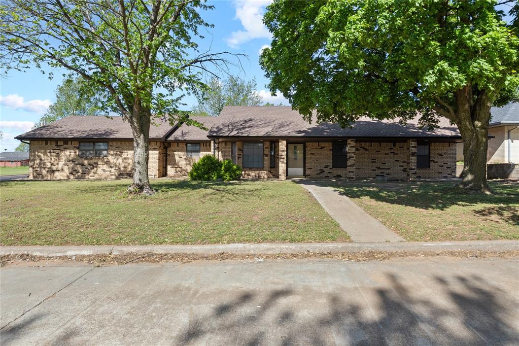 901 N Brewer Avenue Property Photo