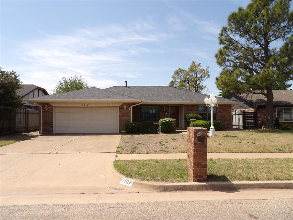 7017 S Harvey Avenue Property Photo 1
