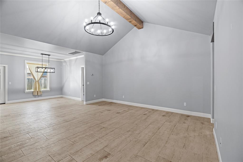 10809 Nw 27th Street Property Photo 6