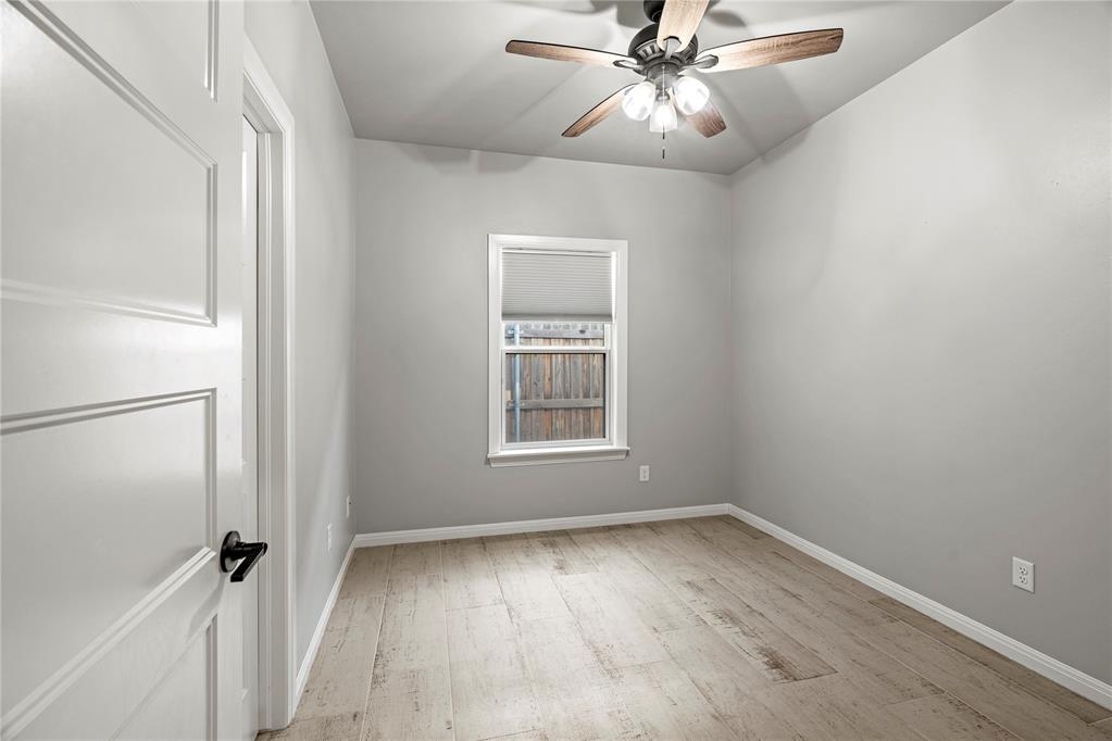 10809 Nw 27th Street Property Photo 20