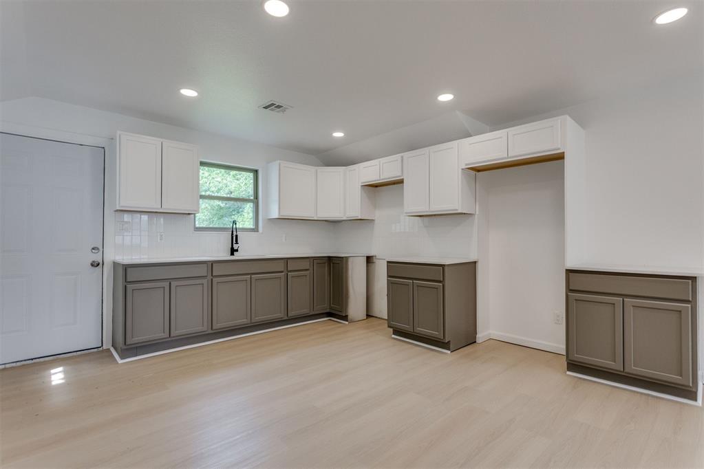 1437 Sw 34th Street Property Photo 14
