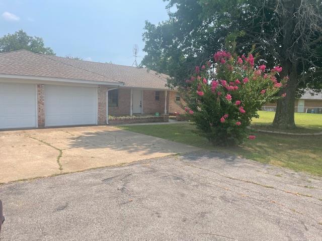 10700 S Sooner Road Property Photo 1