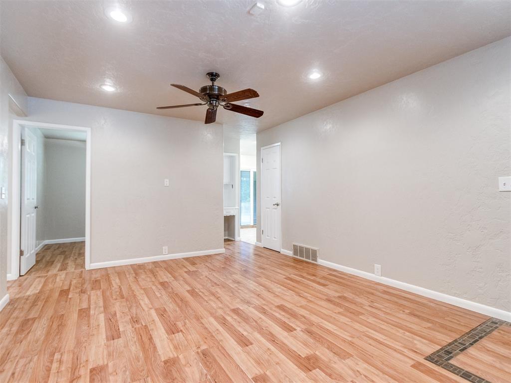 5413 S Santa Fe Avenue Property Photo 10
