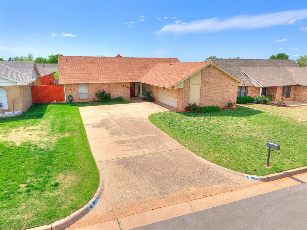 10225 Little Pond Drive Property Photo 1
