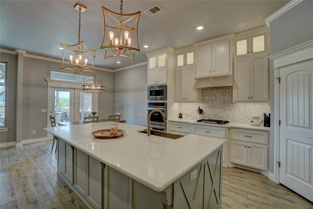 3008 Drake Crest Drive Property Photo 1