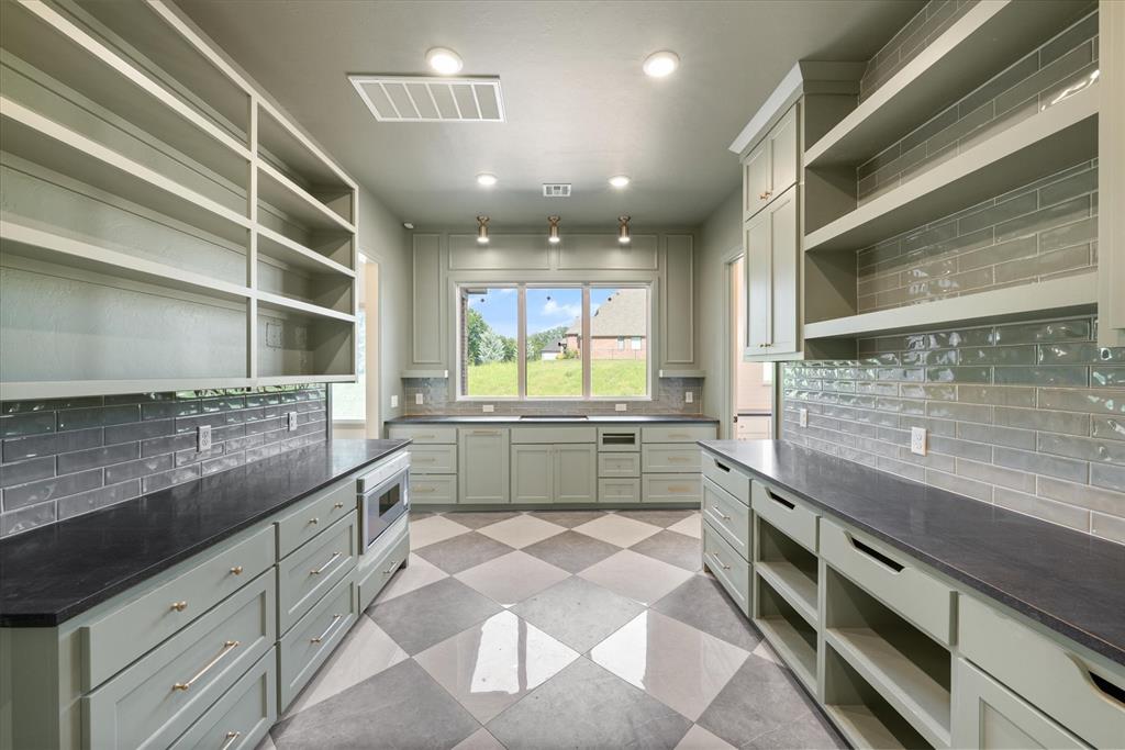 3100 Fountain Creek Drive Property Photo 15