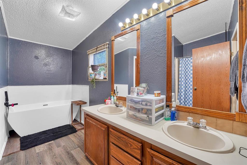 11088 N 1950 Road Property Photo 13