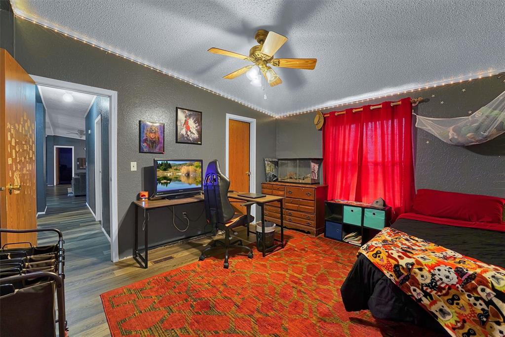 11088 N 1950 Road Property Photo 15