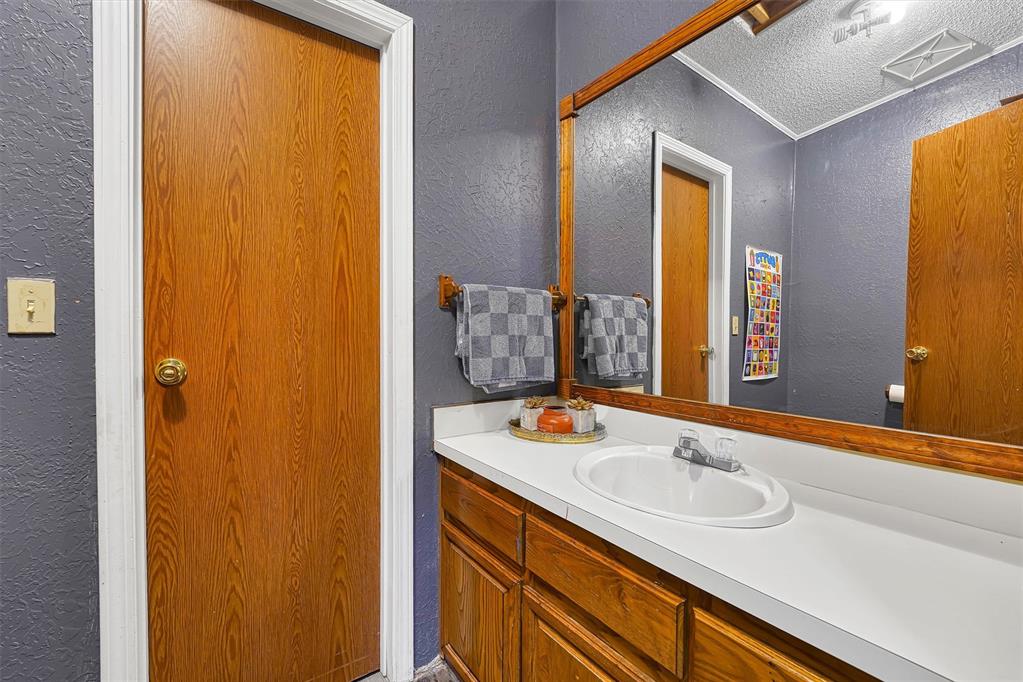 11088 N 1950 Road Property Photo 20
