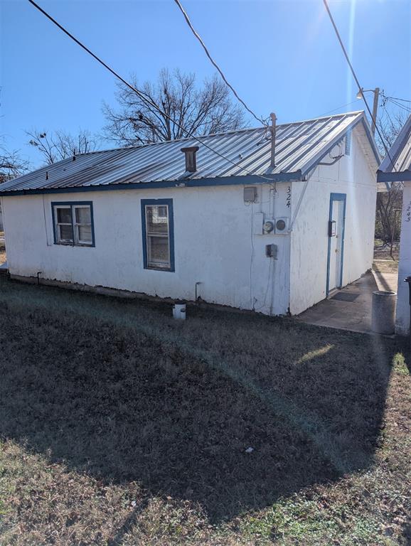 320 N Mead Property Photo