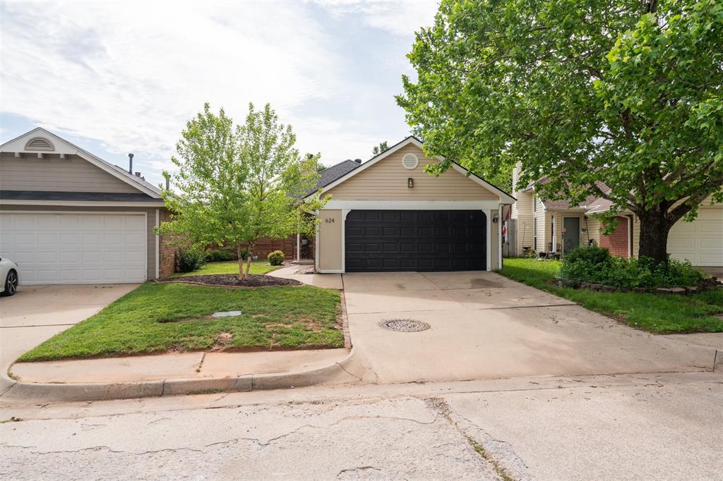624 Stoneridge Drive Property Photo