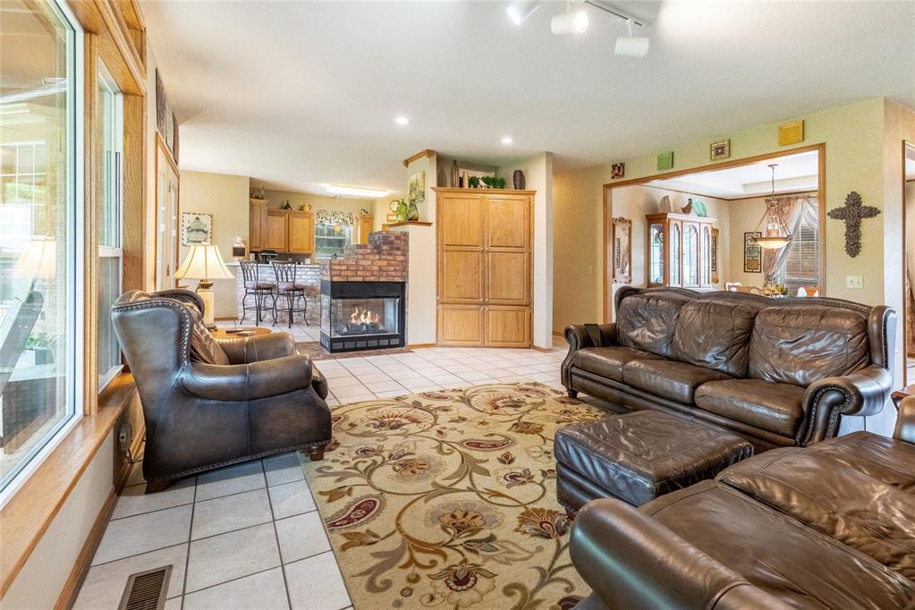 9708 Deep Fork Drive Property Photo 13
