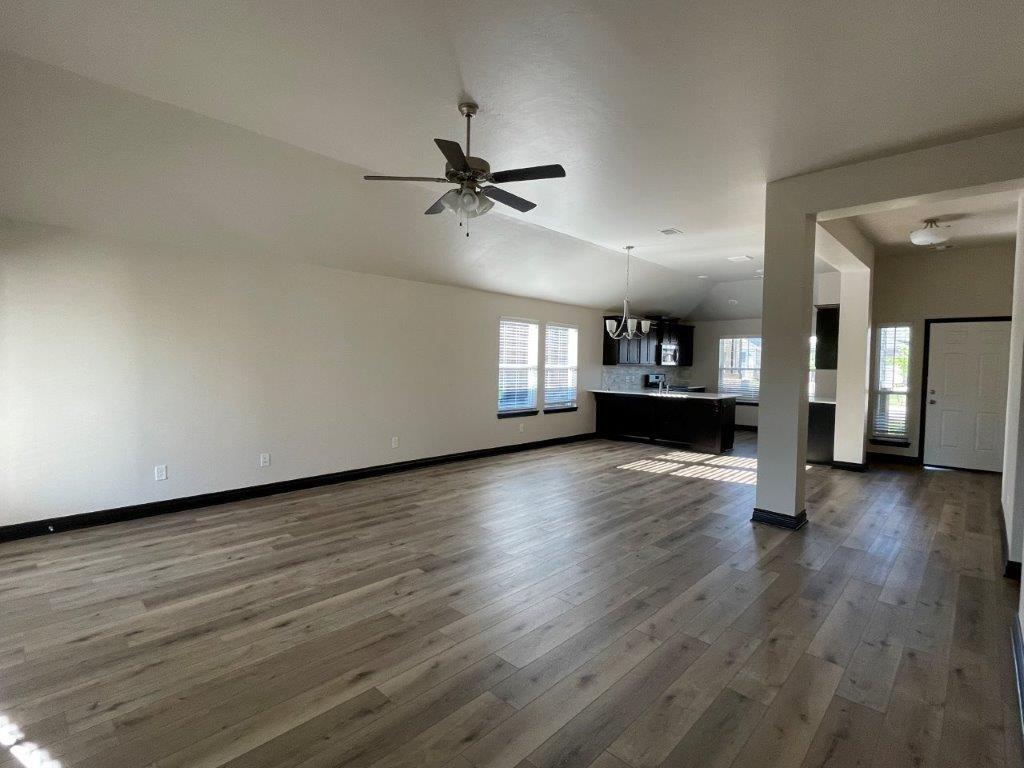 18613 Vivo Drive Property Photo 4