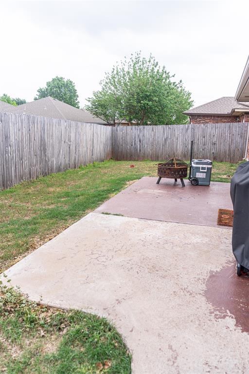 504 Apache Gate Drive Property Photo 11