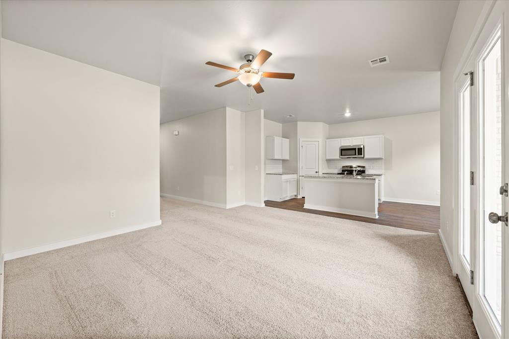 812 Stella Trail Property Photo 18