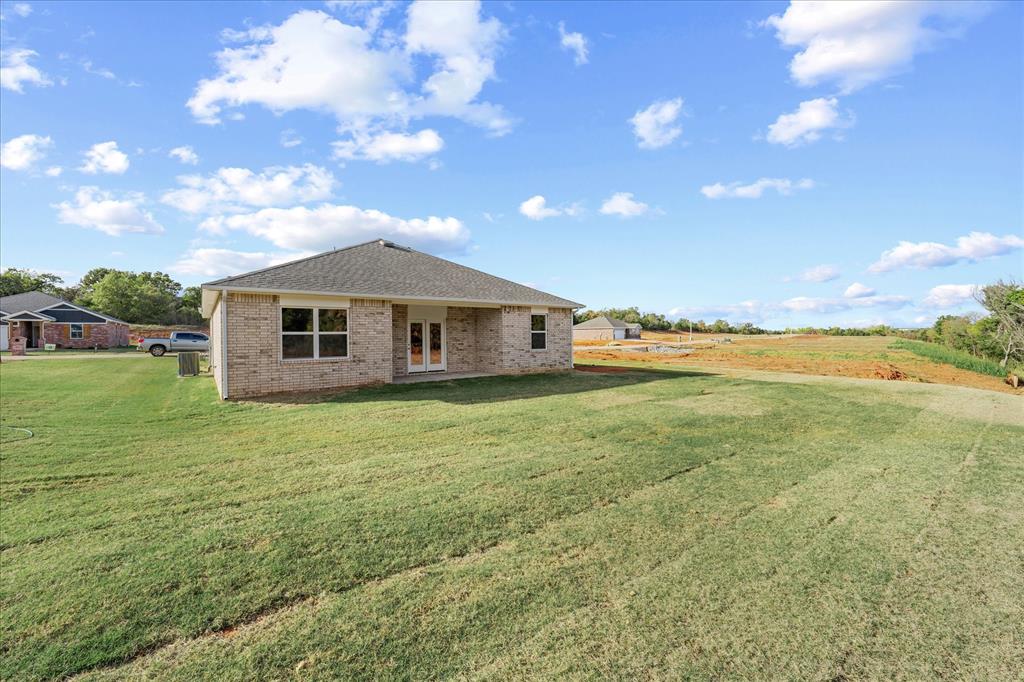 812 Stella Trail Property Photo 41