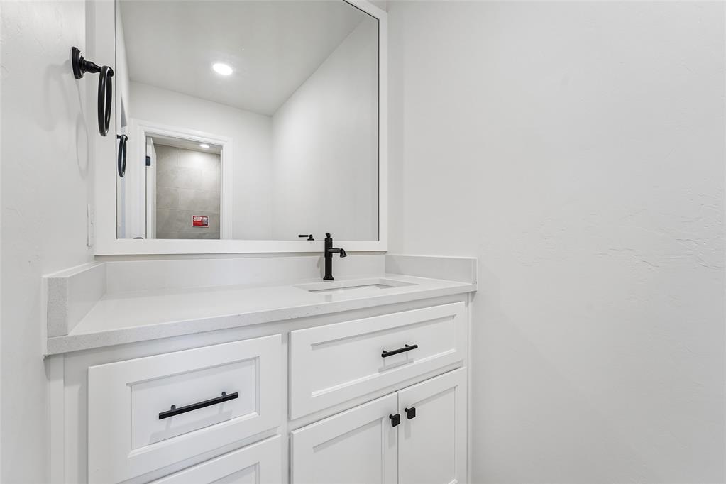 9317 Nw 116th Street Property Photo 29