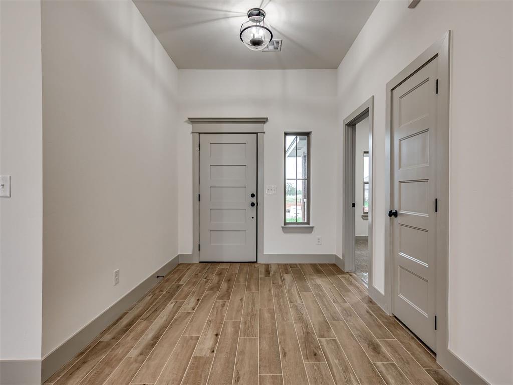 11912 Nw 120th Street Property Photo 3