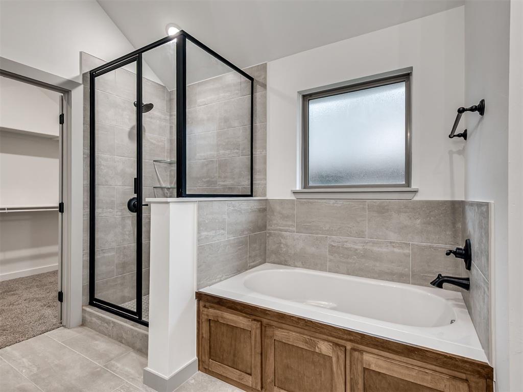 11912 Nw 120th Street Property Photo 18