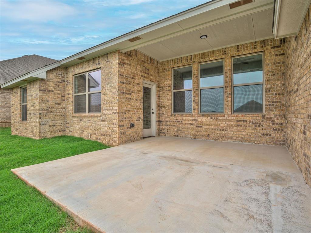 11912 Nw 120th Street Property Photo 34