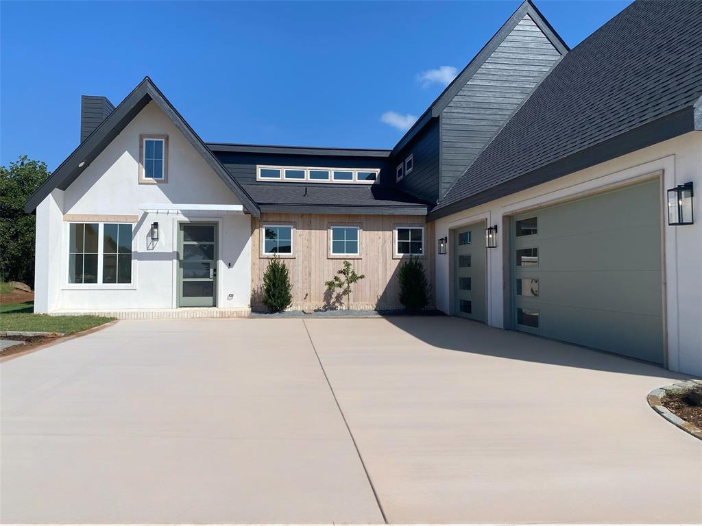 4541 Maple Ridge Drive Property Photo 1