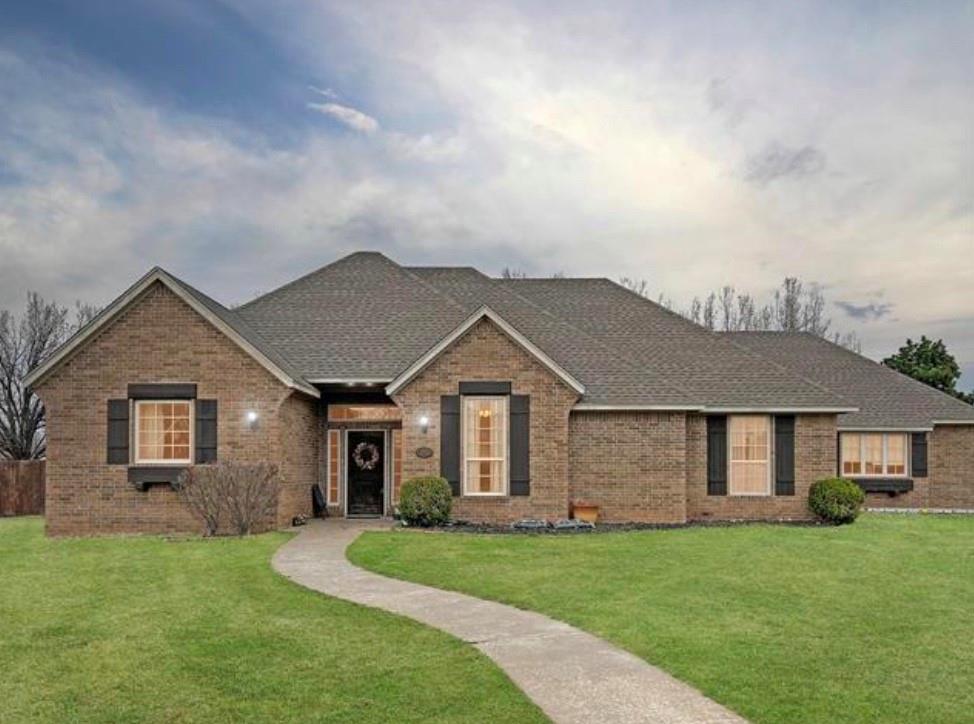 2330 Skyview Circle Property Photo