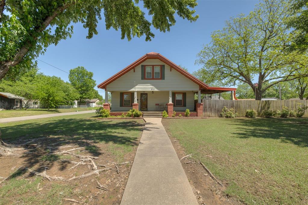 613 N Wineblood Street Property Photo 47