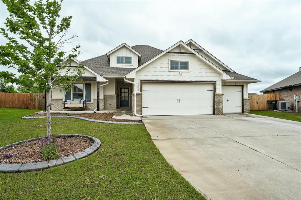1806 Logans Way Property Photo 2