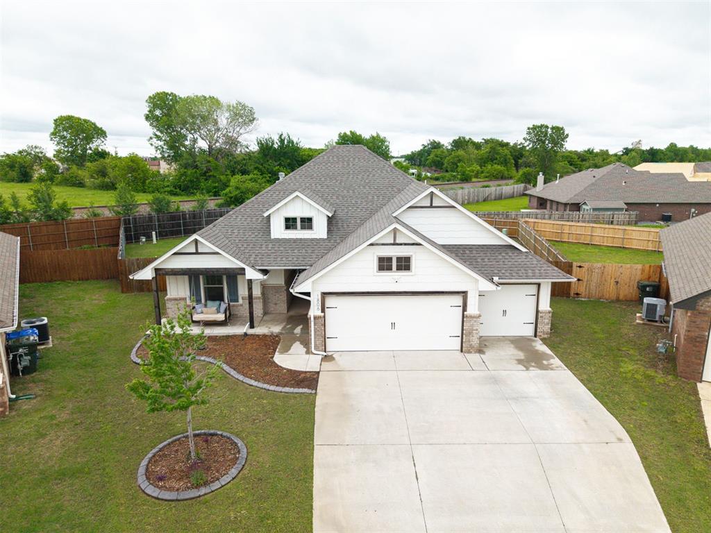 1806 Logans Way Property Photo 3