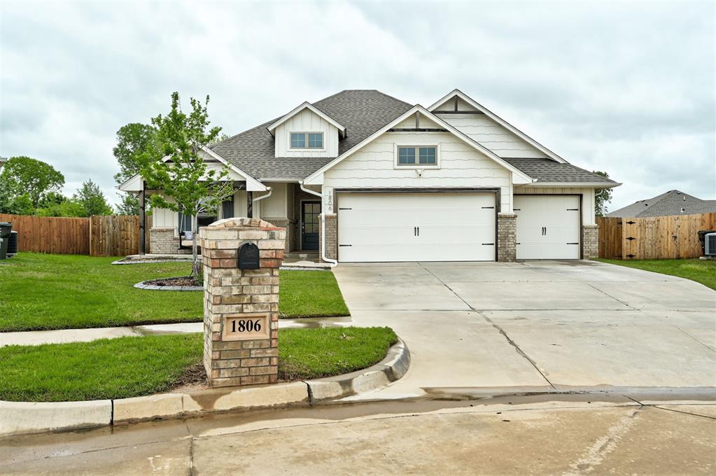 1806 Logans Way Property Photo 4