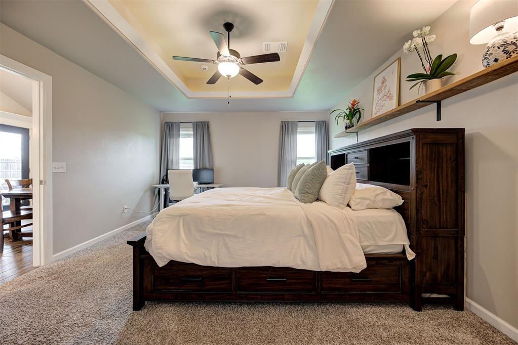 1806 Logans Way Property Photo 24