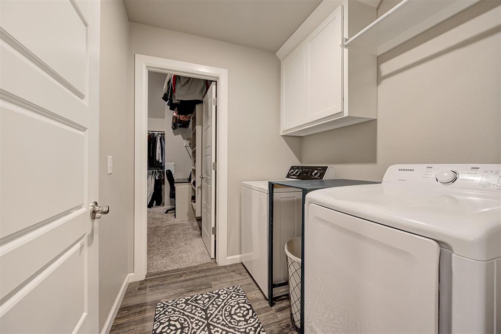 1806 Logans Way Property Photo 34