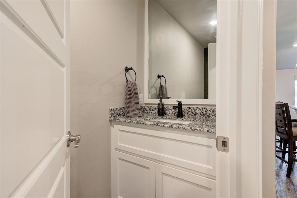 1806 Logans Way Property Photo 37