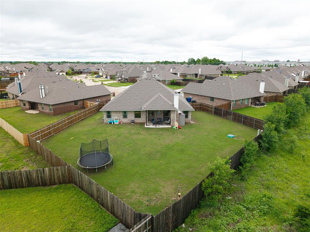1806 Logans Way Property Photo 47