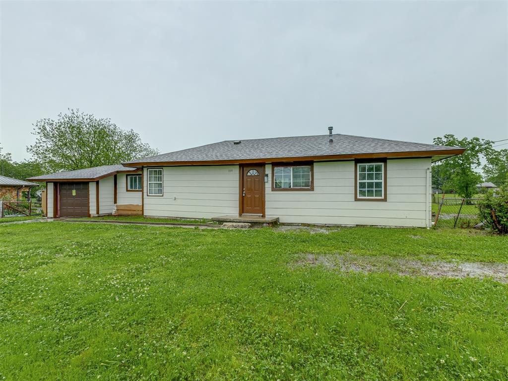 911 N Rangeline Street Property Photo