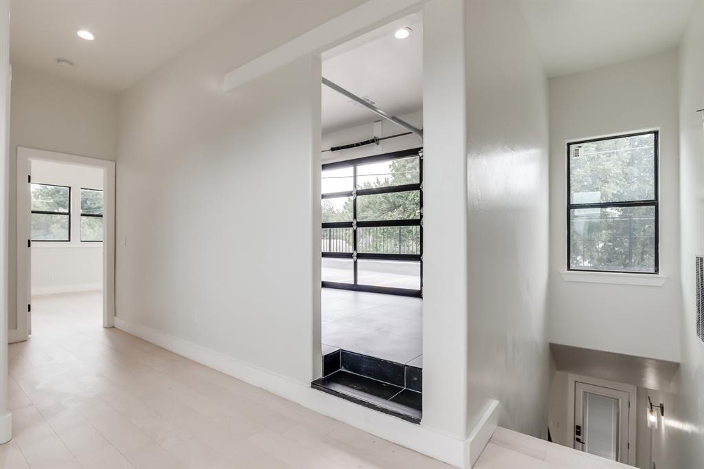 4511 N Mckinley Avenue Property Photo 31