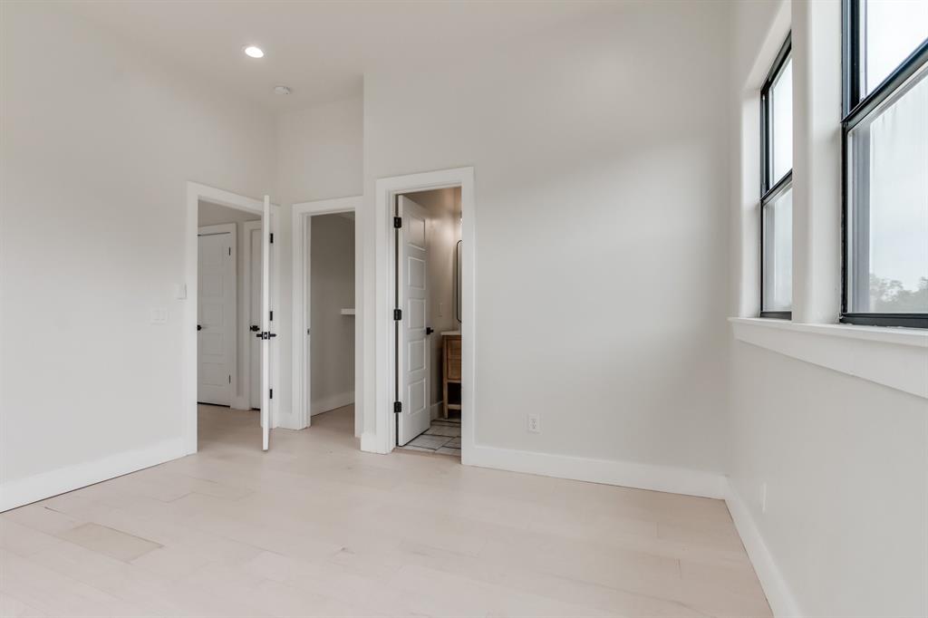4511 N Mckinley Avenue Property Photo 33