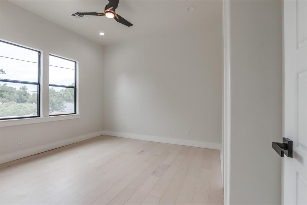 4511 N Mckinley Avenue Property Photo 34