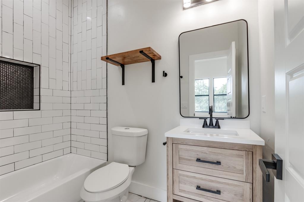 4511 N Mckinley Avenue Property Photo 37