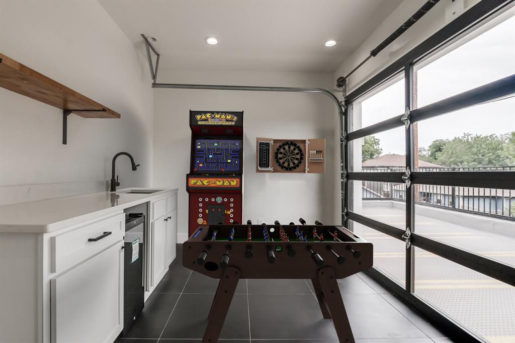 4511 N Mckinley Avenue Property Photo 40