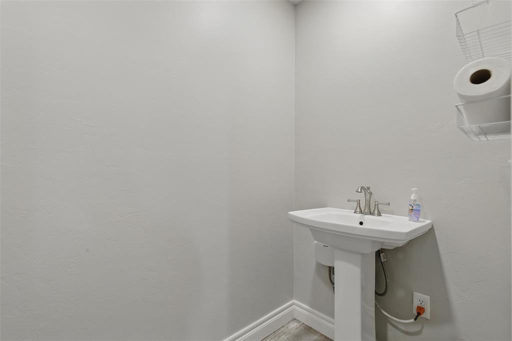 10100 S Westminster Road Property Photo 44