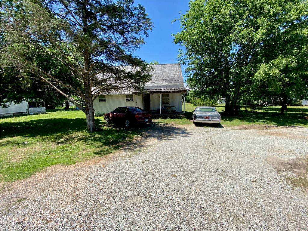 903 N 3rd Street Property Photo 1