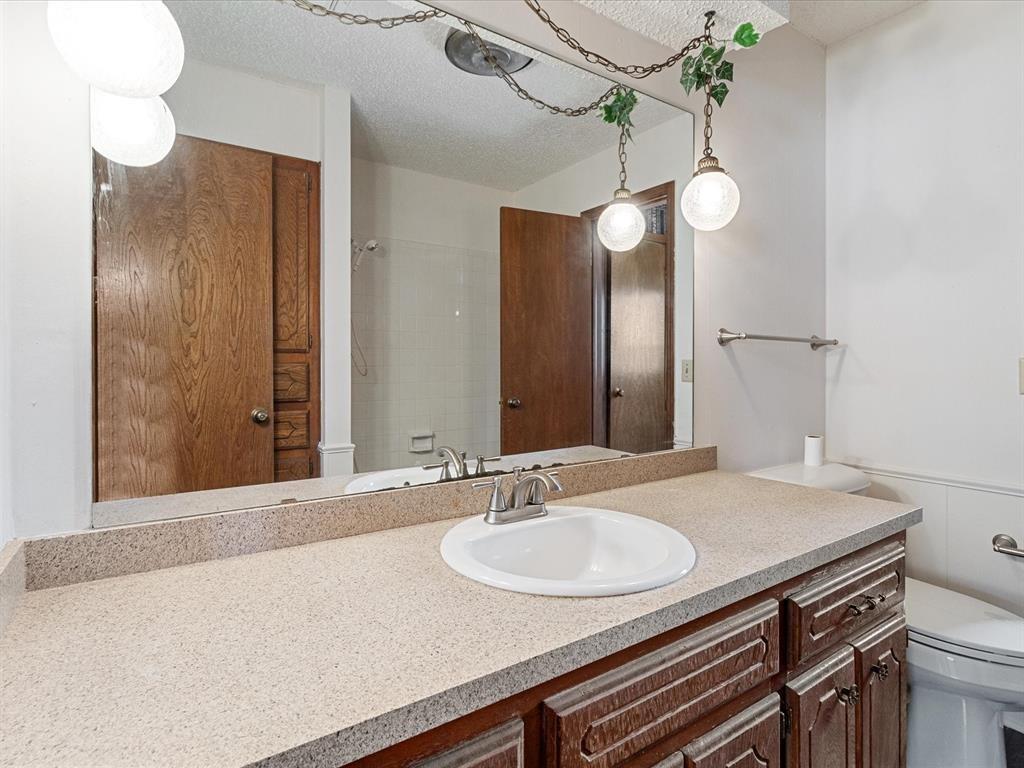 1167846 Property Photo 6