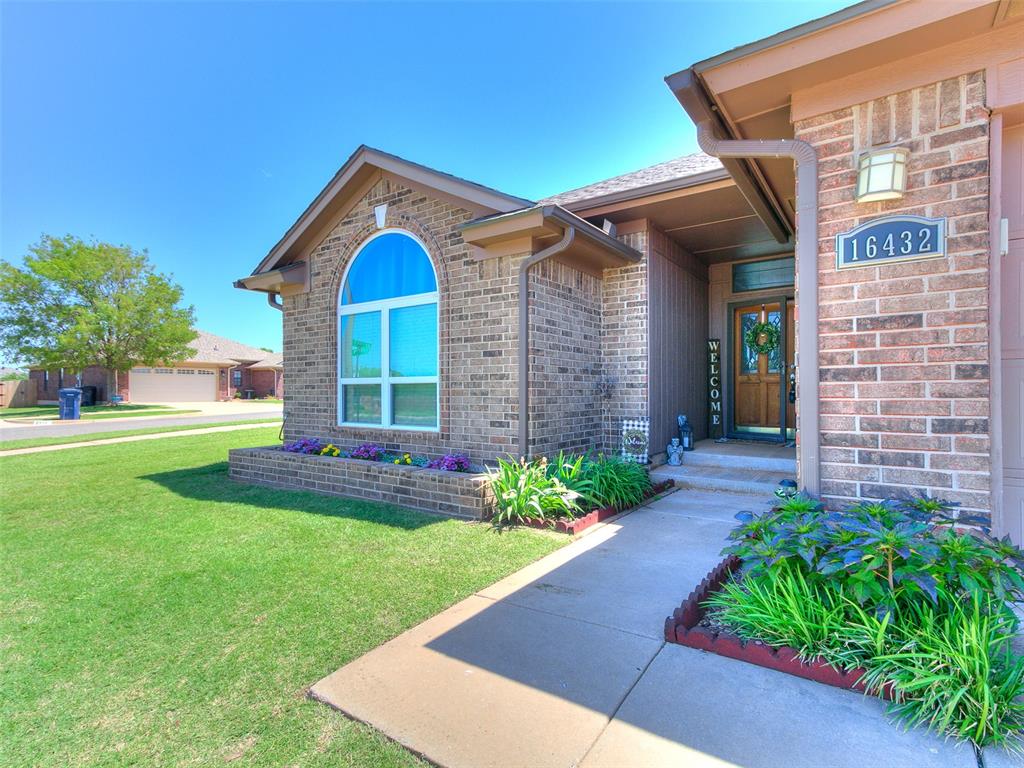 16432 Sequoyah Drive Property Photo