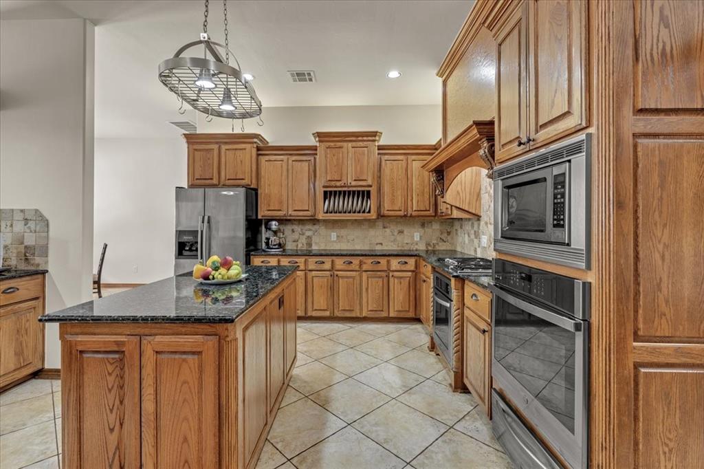1404 Nw 187th Street Property Photo 17